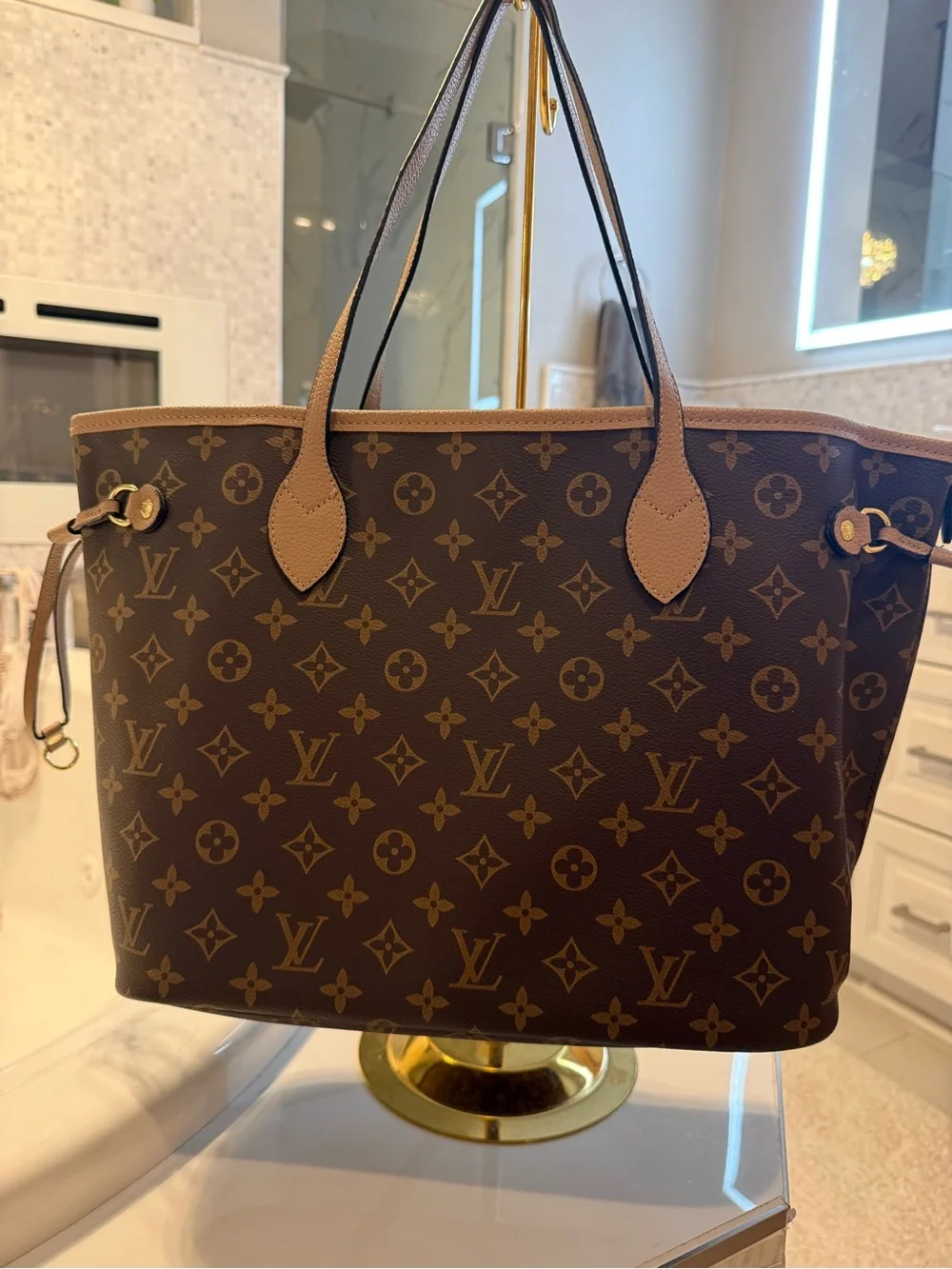 Louis Vuitton NeverFull Monogram Canvas Neverfull MM Tote in Brown/Tan